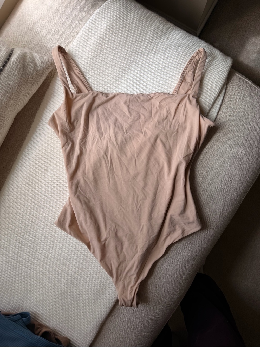 Skims bodysuit in size M. Beige color